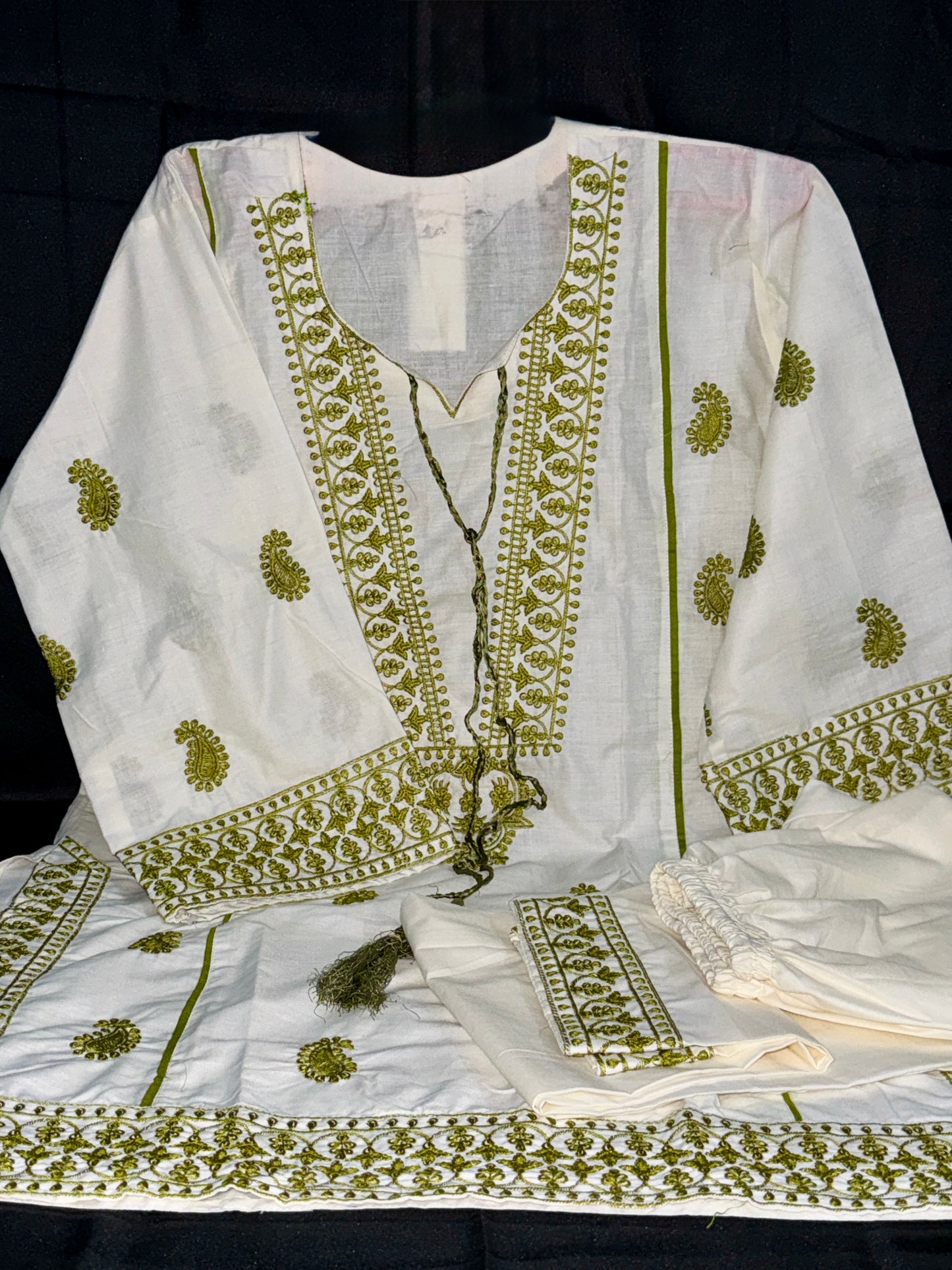 Prothoma Olive Glow – Embroidered Pakistani style Bangladeshi Suti Kurti